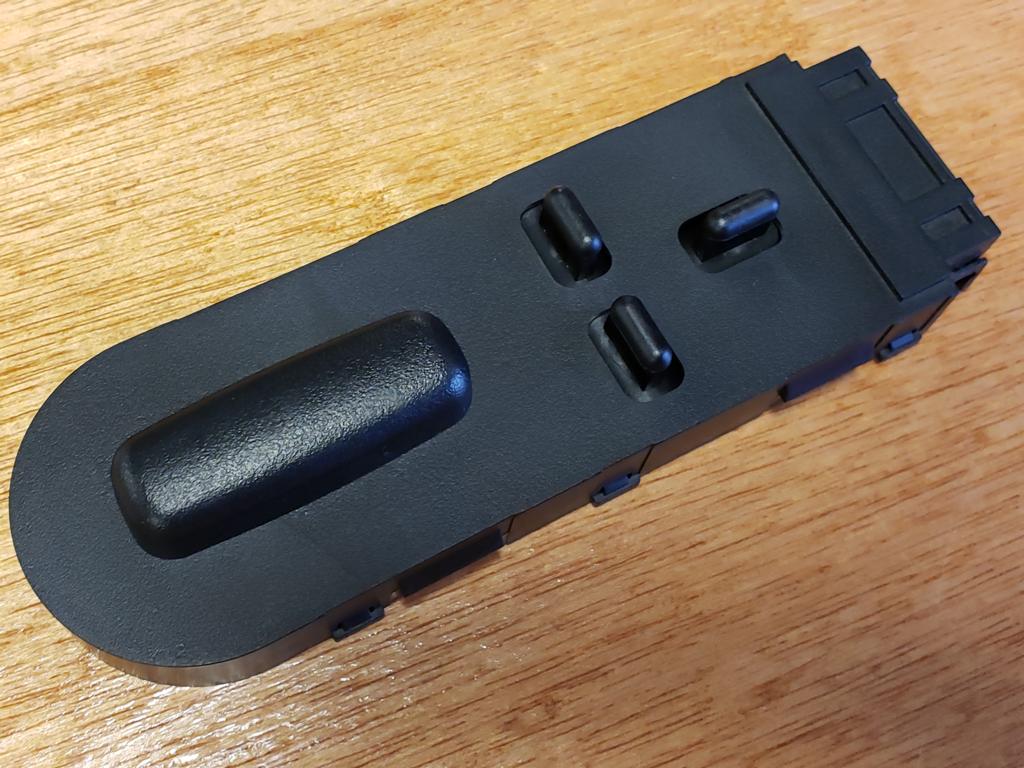C5 CORVETTE RIGHT PASSENGER SIDE POWER SEAT SWITCH BEZEL TRIM BLACK FITS 97 thru 04 CORVETTES MIDWEST CORVETTE C5 CORVETTE RIGHT PASSENGER SIDE POWER SEAT SWITCH BEZEL TRIM BLACK FITS 97 thru 04 CORVETTES MIDWEST CORVETTE